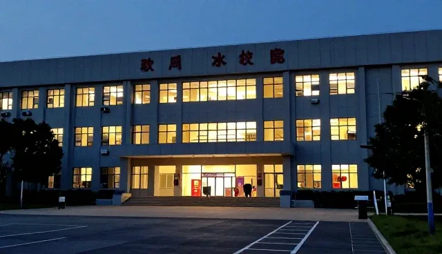 门诊服务效率提升:优化流程与资源分配的对比分析